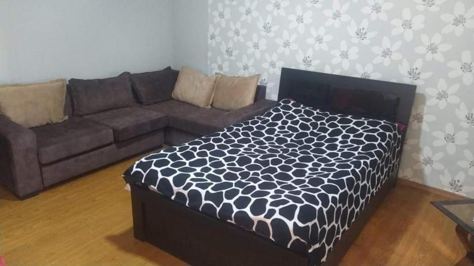 Lana Apartment Tbilisi Ngoại thất bức ảnh